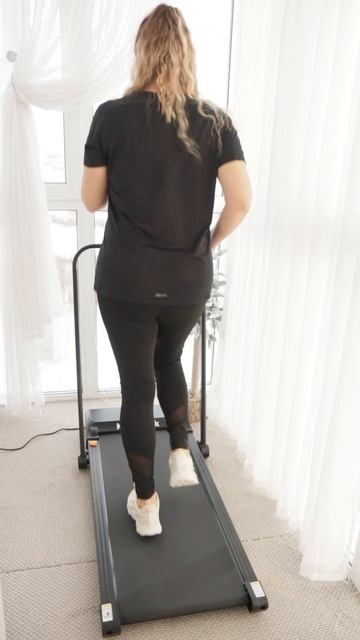 Беговая дорожка

Арт.2978220205

#KITCORDTEK #ozon #спорт #распаковка #длядома #shorts