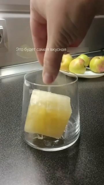 Коктейль из вина с соком покорил соцсети — его назвали лучшим напитком после тяжёлого рабочего дня смотреть онлайн