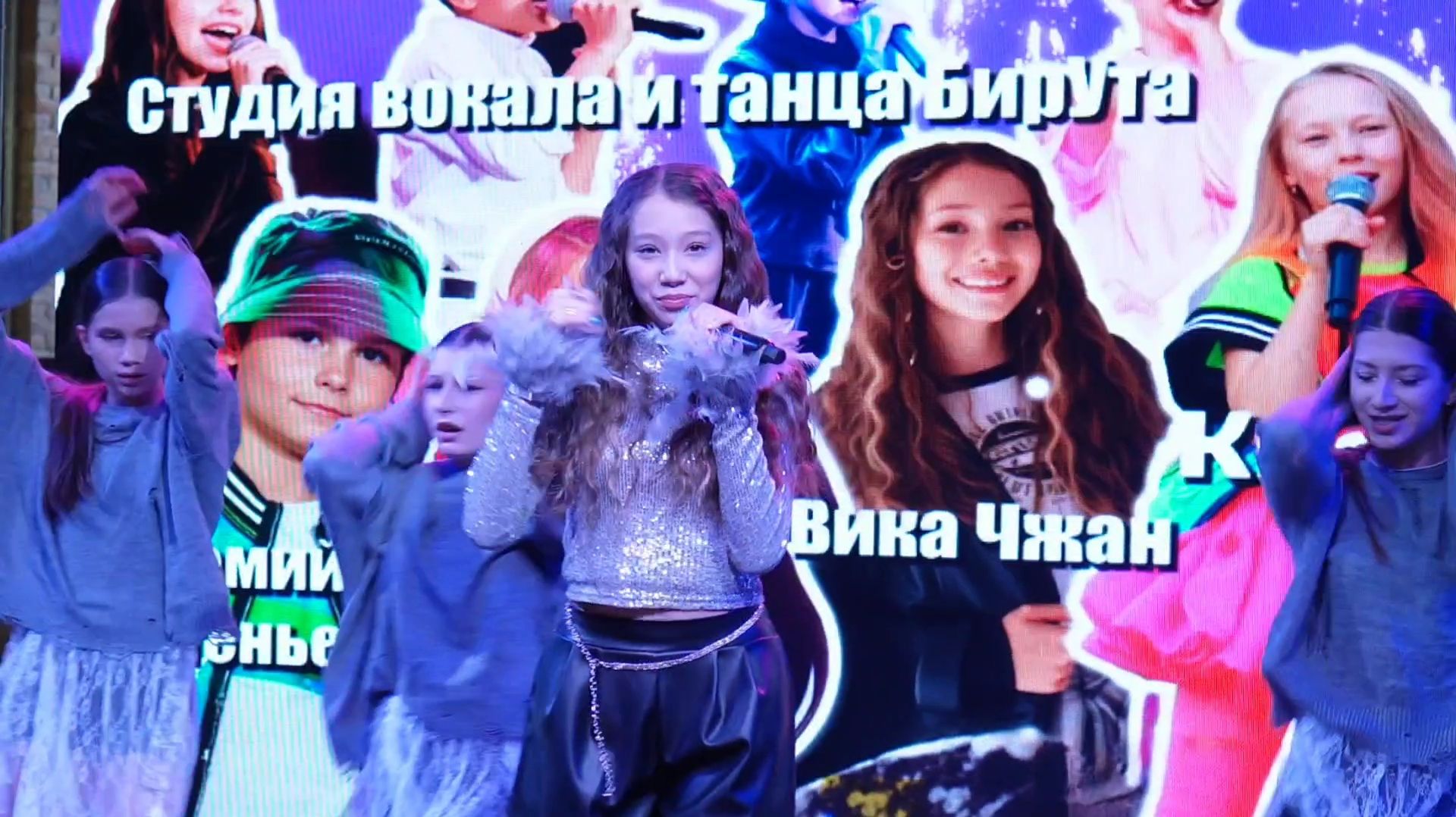 КЛАССИКИ (премьера песни) - Вика Чжан смотреть онлайн