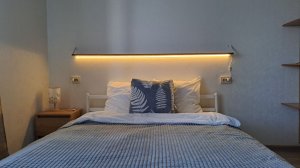 Полка над кроватью, дешевле сделать