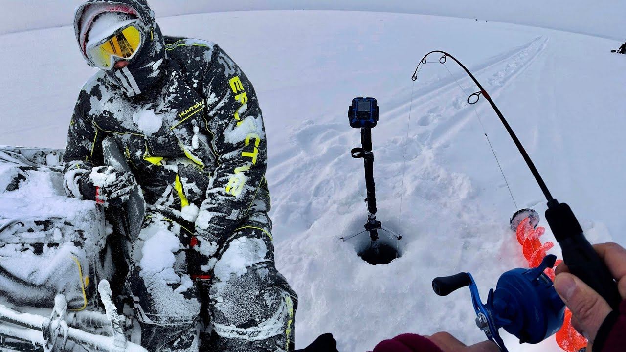 ПОТЕРЯЛИ ПАЦАНА на рыбалке! НО судак клюёт!) смотреть онлайн