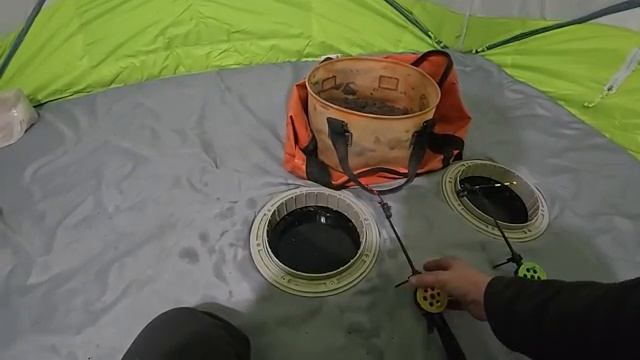 НОЧНАЯ РЫБАЛКА В КОМФОРТЕ, ПОДО ЛЬДОМ КИПИТ ЖИЗНЬ! Зимняя рыбалка 2026. Ловля ле НОЧНАЯ РЫБАЛКА В КОМФОРТЕ, ПОДО ЛЬДОМ КИПИТ ЖИЗНЬ! Зимняя рыбалка 2026. Ловля ле