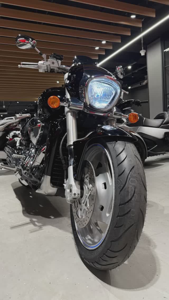 SUZUKI INTRUDER M1800R (2009)  VIN: JS1CA111000108531