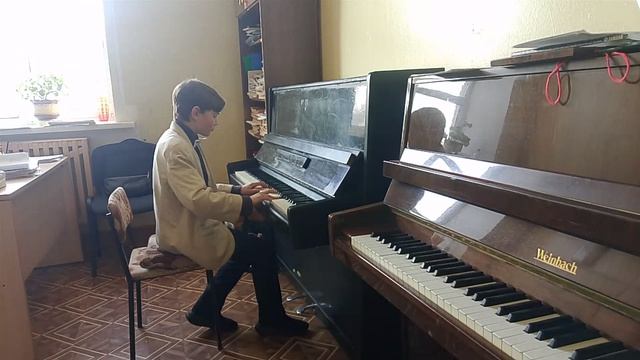 Юный виртуоз!