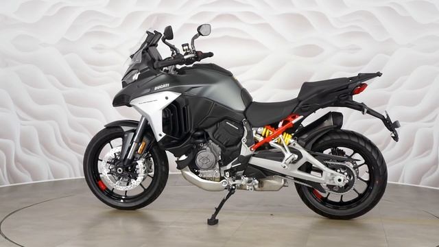 Ducati Multistrada V4 vin ZDM6A00AAPB010809
