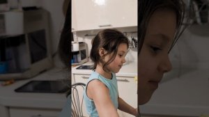 Лиза делает мороженое, мастер клас