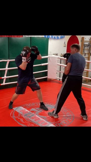 Когда бить джеб?