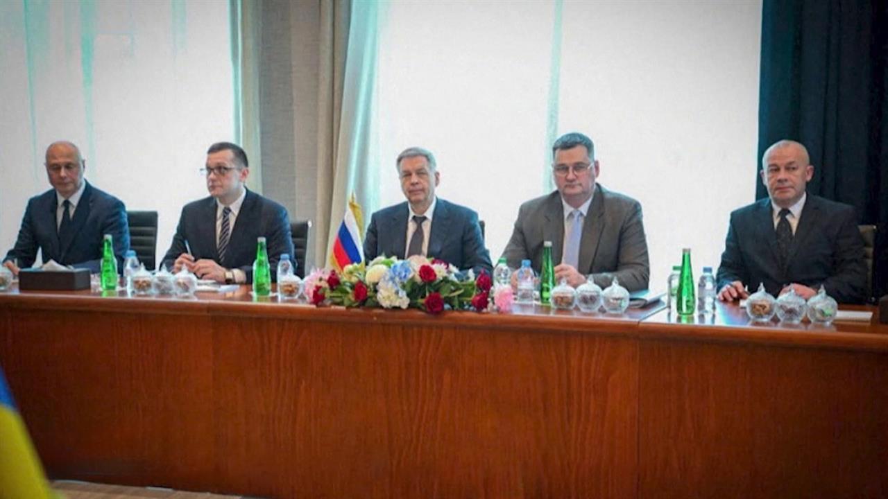 В Абу-Даби завершились трехсторонняя встреча в формате Россия - США - Украина. смотреть онлайн