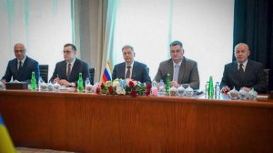 В Абу-Даби завершились трехсторонняя встреча в формате Россия - США - Украина.