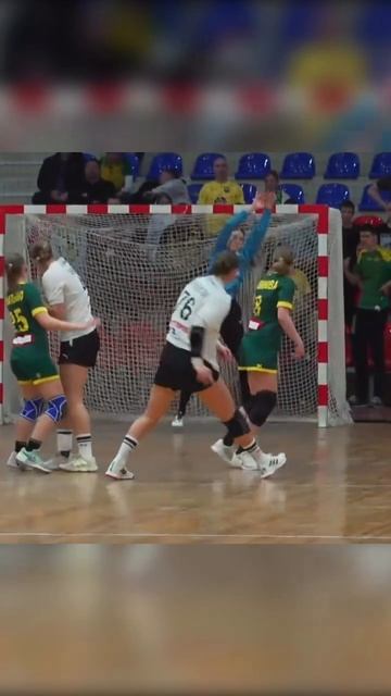 Молниеносный и мощный бросок Зели на последних секундах матча с «Кубанью» 😱⚡️