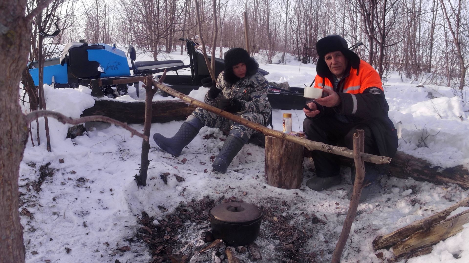 Февральские посиделки на природе. Чуть бобёр не утащил за ногу