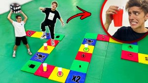 ВЛАД А4 - САМАЯ БОЛЬШАЯ НАПОЛЬНАЯ ИГРА В МИРЕ !