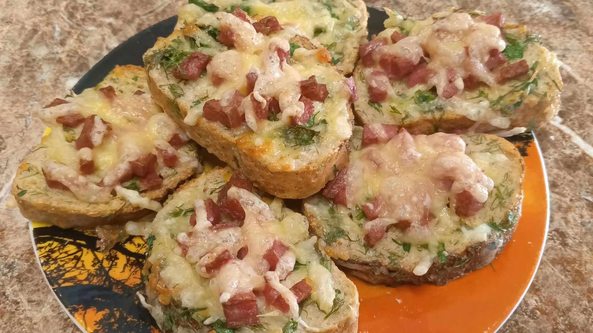 Хрустящие бутерброды к завтраку в аэрогриле.