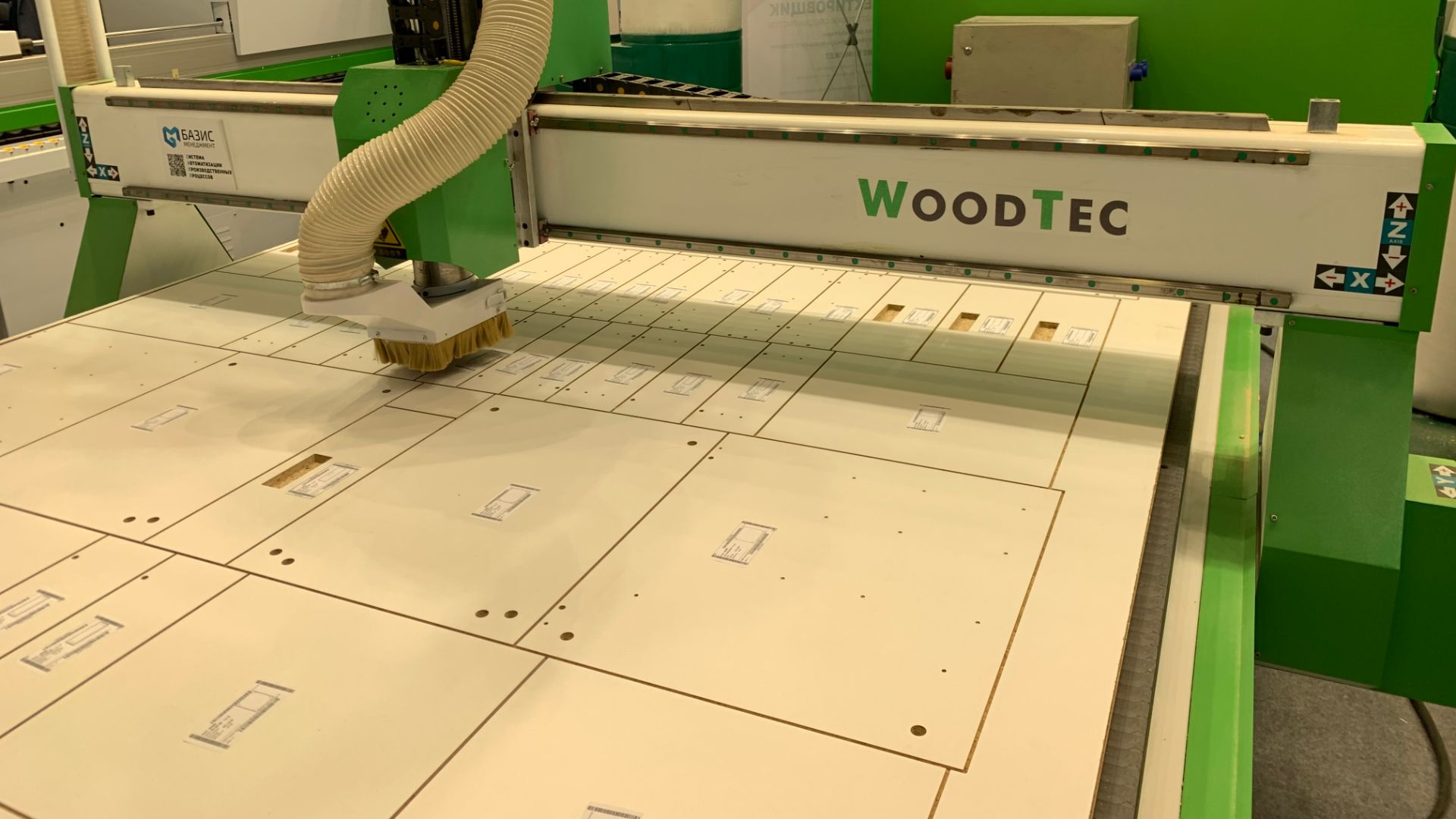 Как сделать вакуумный стол для ЧПУ Жертвенный стол из МДФ смотреть онлайн