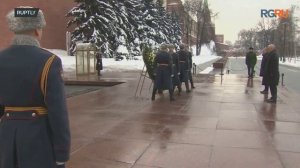 Глава МИД Швейцарии и генсек ОБСЕ возложили цветы к Могиле Неизвестного Солдата