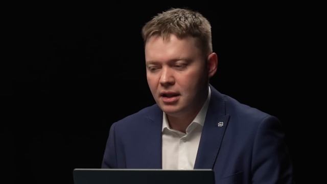 Олег Комолов и Рафаэль Абдулов. Закрывай. Иди в найм смотреть онлайн