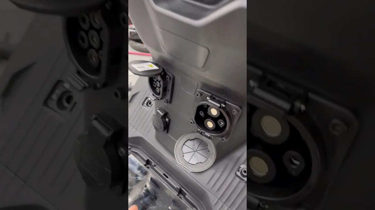 Установили зарядные порты для зарядки Электроскутера Ninebot M5 100 от зарядной станции #m5100 смотреть онлайн