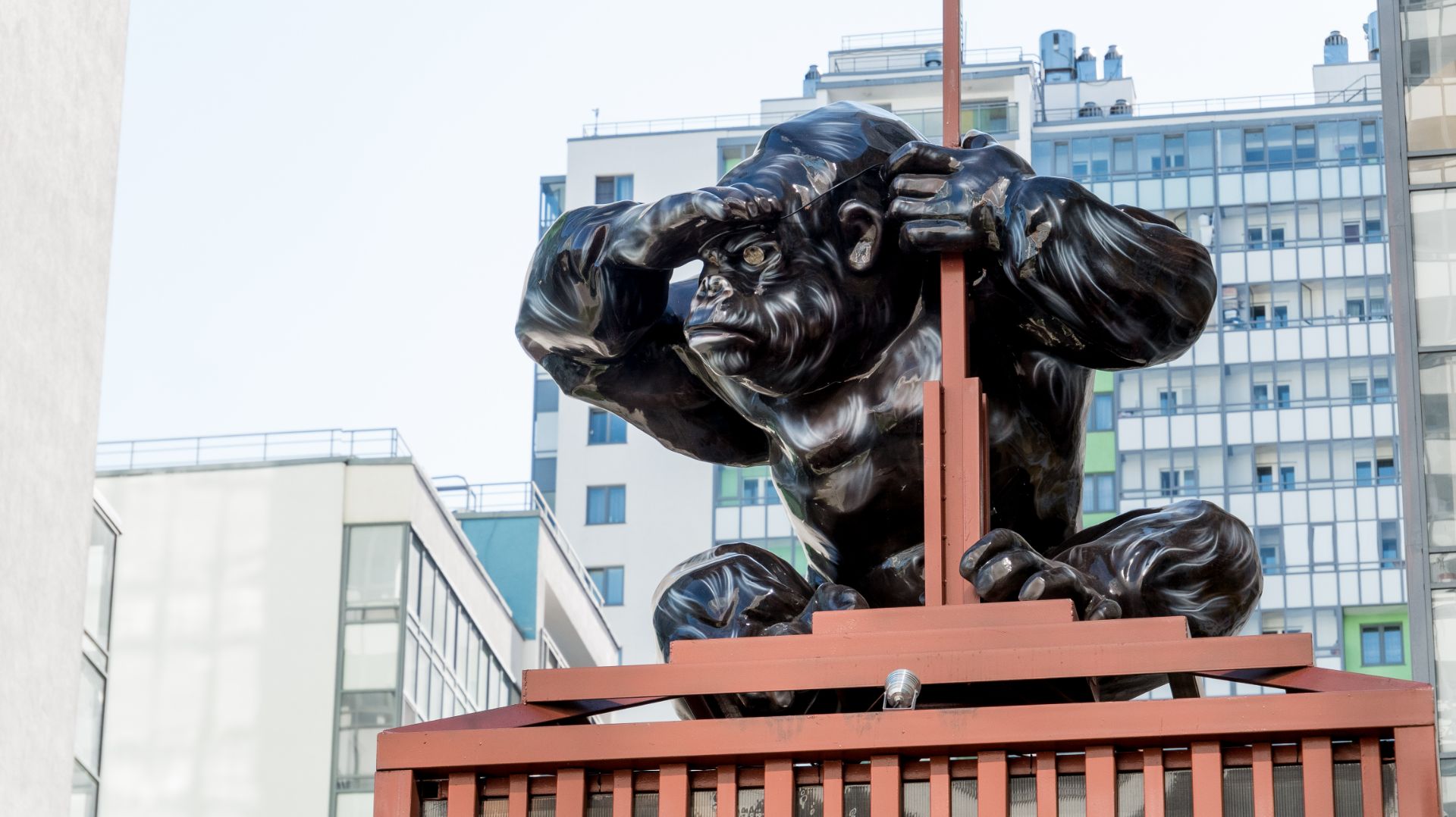 Фигура «Гориллы» из стеклопластика. ЖК Графити. г. Санкт-Петербург.