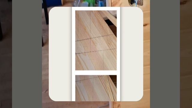 1000047927.mp4 (Собака наблюдает за устройством лестницы на 2 этаж в доме А-фрейм)