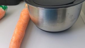 Жарю блинчики. Немного потеплело.