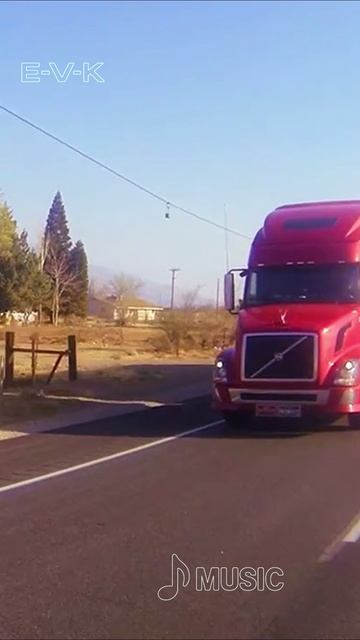 Дорога домой/Авторская работа /Энергия в кадре /Виктория Кацаран смотреть онлайн