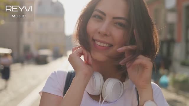 🅱🅰🅳 🅱🅾🆈🆂 🅱🅻🆄🅴 - 🅿🆁🅴🆃🆃🆈 🆈🅾🆄🅽🅶 🅶🅸🆁🅻 (🆁🅴🆈🆅🅸 🅸🆃🅰🅻🅾 🆁🅴🅼🅸🆇) 2026 смотреть онлайн