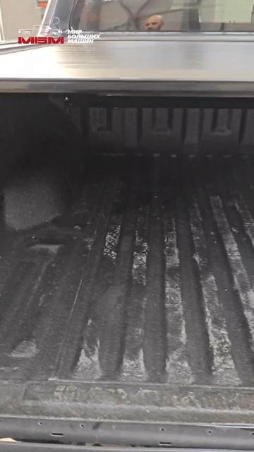 Пятница! Рабочие будни подошли к концу: JAC T9 и Ford Ranger почти готовы! #лайфконтент #автообзор