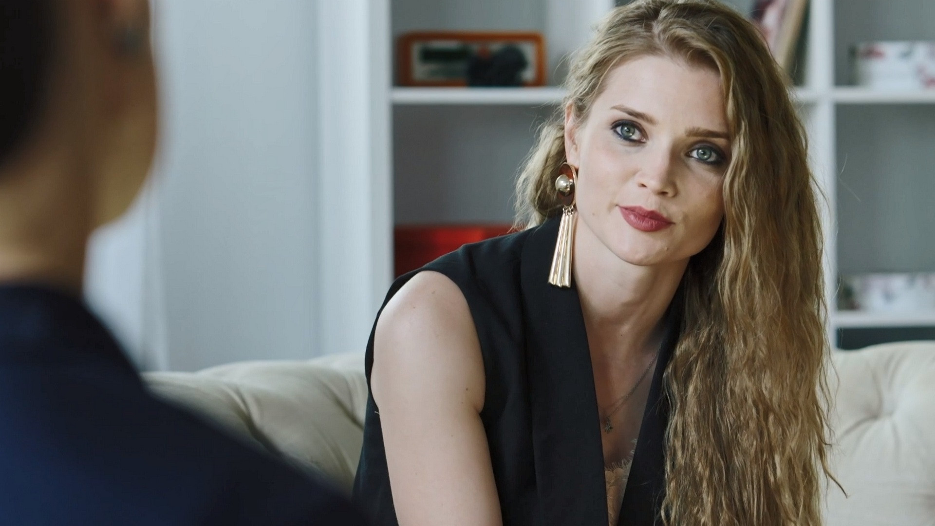 Стажёр (2020), 1 сезон, 3 серия смотреть онлайн