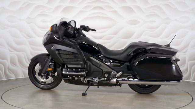 HONDA GL 1800 Gold Wing vin SC68-1100218