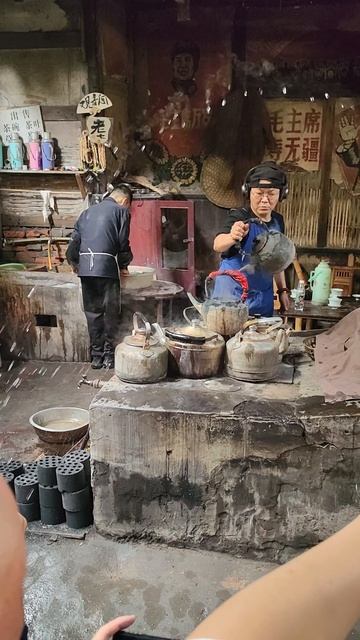 Столетняя чайная в Ченду!