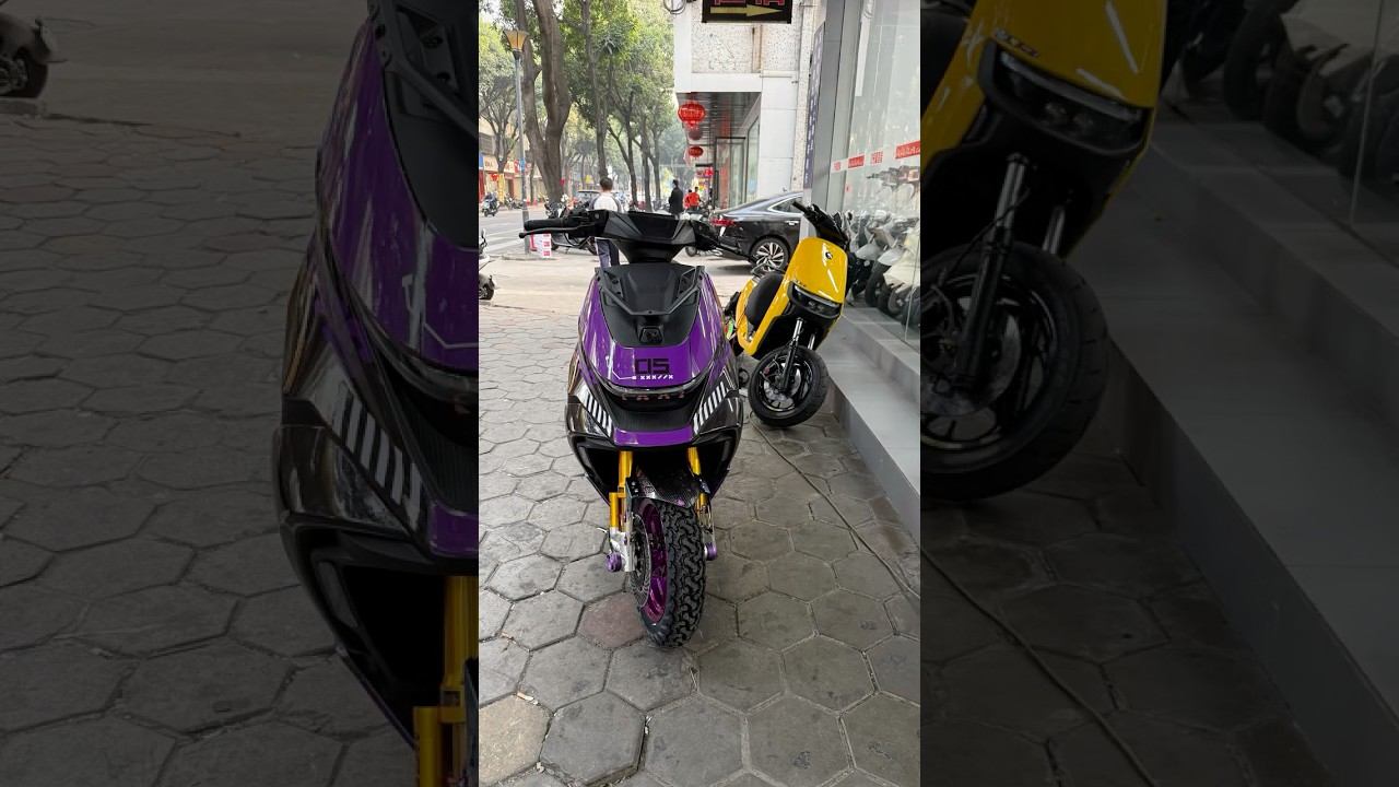 Клиентский электроскутер Ninebot М5 125bс 3-мя быстросъемными батареями #ninebot #m5125 #апгрейд смотреть онлайн