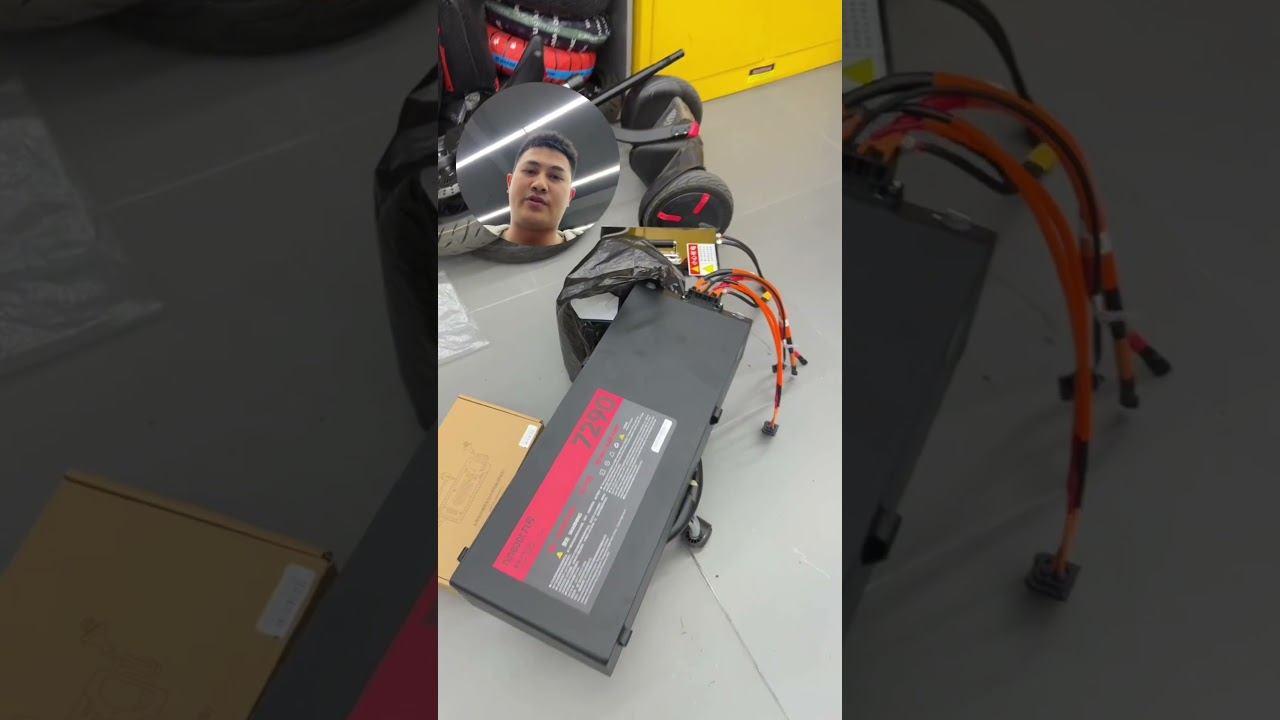 Заменили оригинальную батарею в Электроскутере Ninebot Mt 200 на увеличенную емкость 74В/180Ач смотреть онлайн