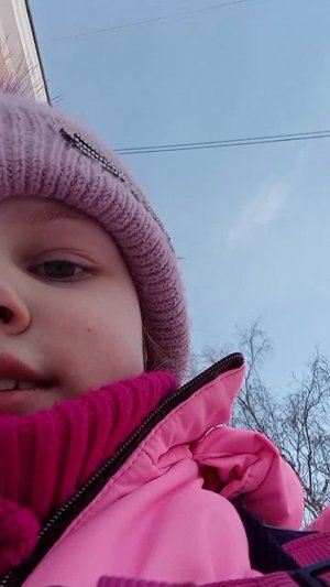 сегодня я сразу после школы снимаю видео.