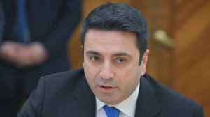 Мечтавший о крахе России глава парламента Армении открестился от своих слов