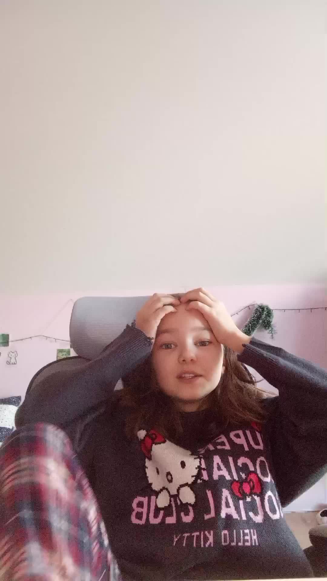 вау-вау-вау-вау у меня 300 подписчиков.
(поля) смотреть онлайн