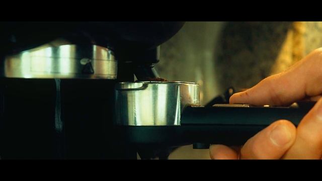 Seeing life CINEMATICALLY - Coffee Shot on Canon EOS250D смотреть онлайн