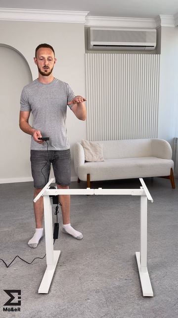 Подстолье с электроприводом от компании Ma&eR.