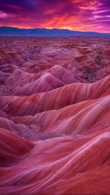 Красота красных долин на закате #пейзаж #природа #закат Красота красных долин на закате #пейзаж #природа #закат