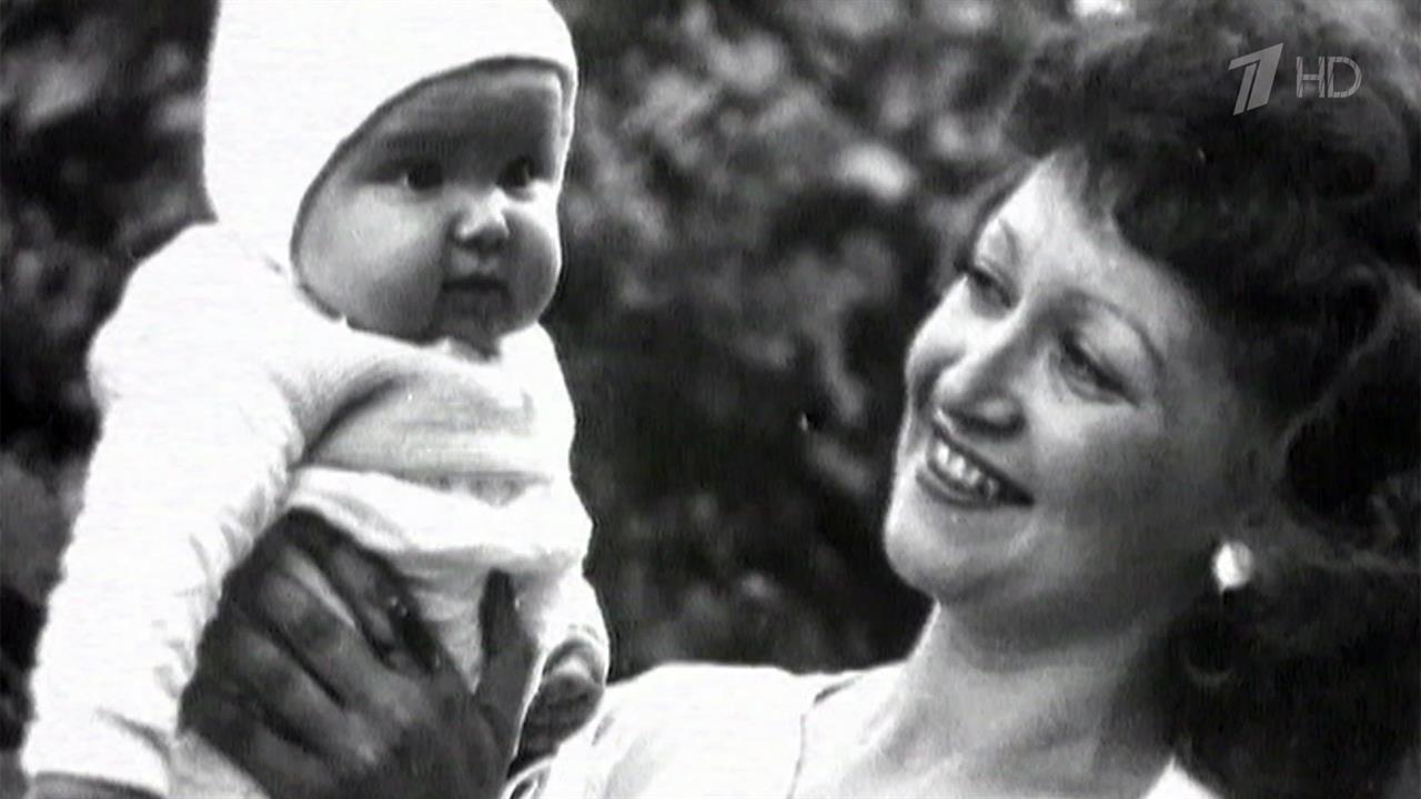 Четыре десятилетия назад в России с помощью ЭКО родился первый ребенок. смотреть онлайн