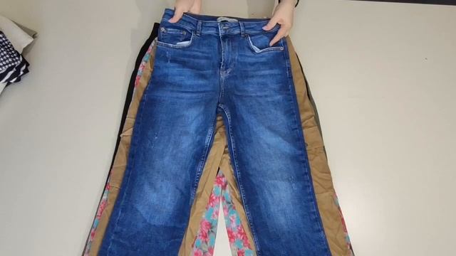 Лот 1966 Брюки, джинсы Англия Крем цена 1200ркг вес 9,6кг 26ед