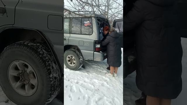 Поездка за вкусняшками для наших ребят. Светик го твит домашнюю еду для ребят !