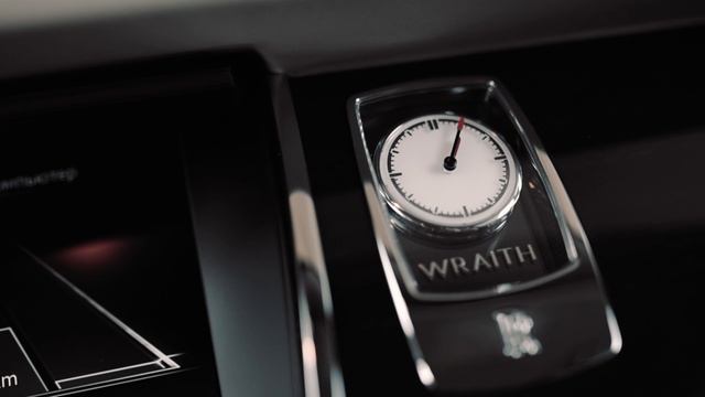 Rolls-Royce смотреть онлайн