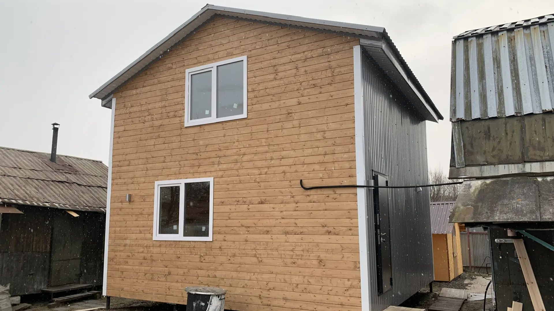 Каркасный дом двухэтажный 72 м²