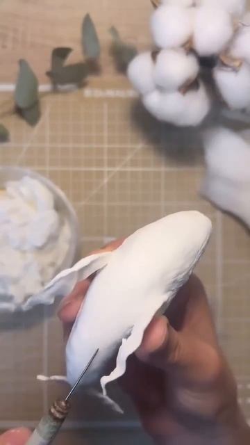 Процесс создания кита из ваты смотреть онлайн