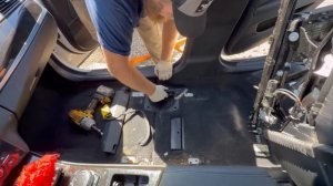 Автобизнес в США- купили → почистили → продали BMW 528(Yury Filipovich)