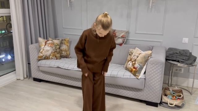 Обзор на новый костюм смотреть онлайн