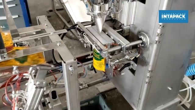 Автомат дой-пак DP-V, который не мешает росту бизнеса