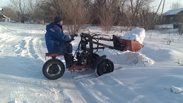мелкий помощник по дому