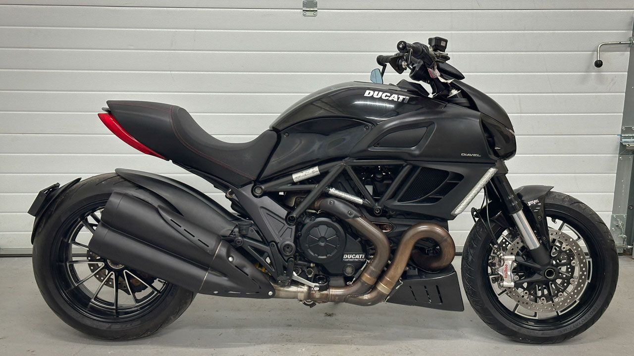 Ducati DIAVEL - ZDM13BLW4CB008770