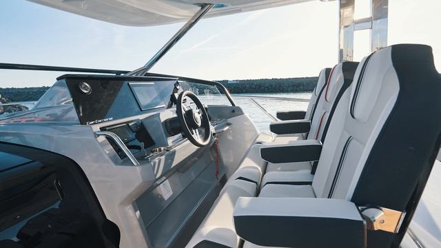 Катер Jeanneau Cap Camarat 10.5 WA S2